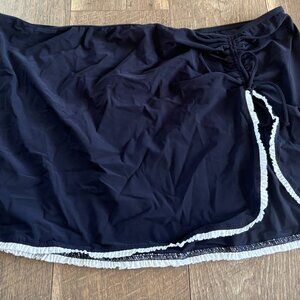 NWT Swim Bathing Coverup Skirt Profile by gottex Navy and White XL Extra Large